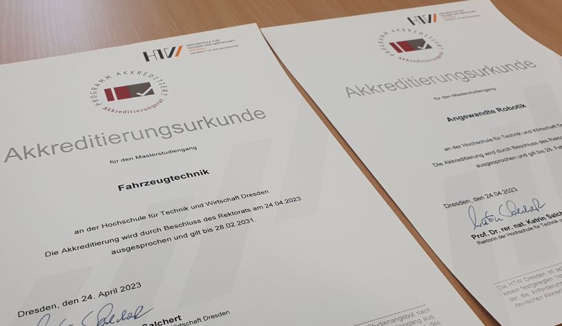 zwei Dokumente