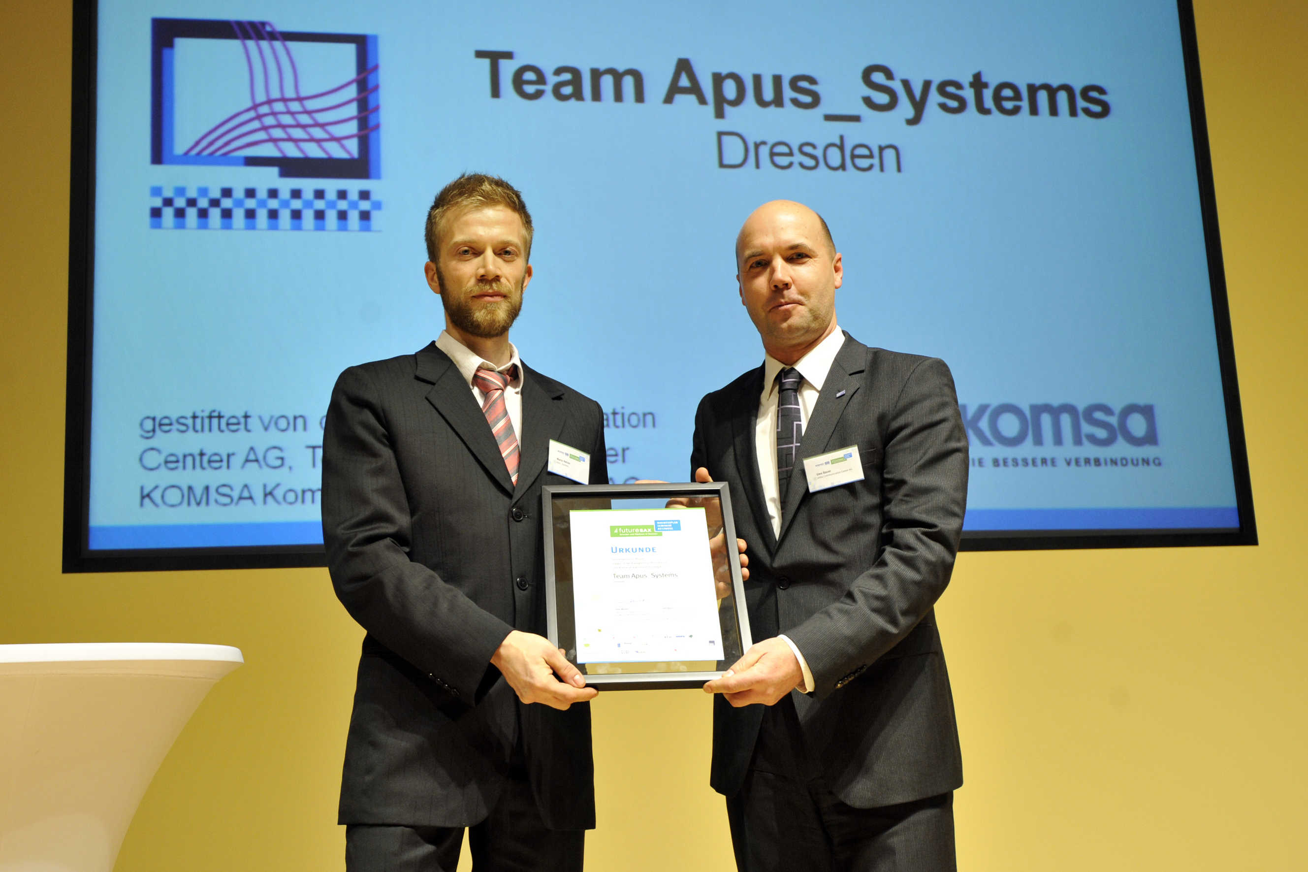 APUS SYSTEMS Preisübergabe