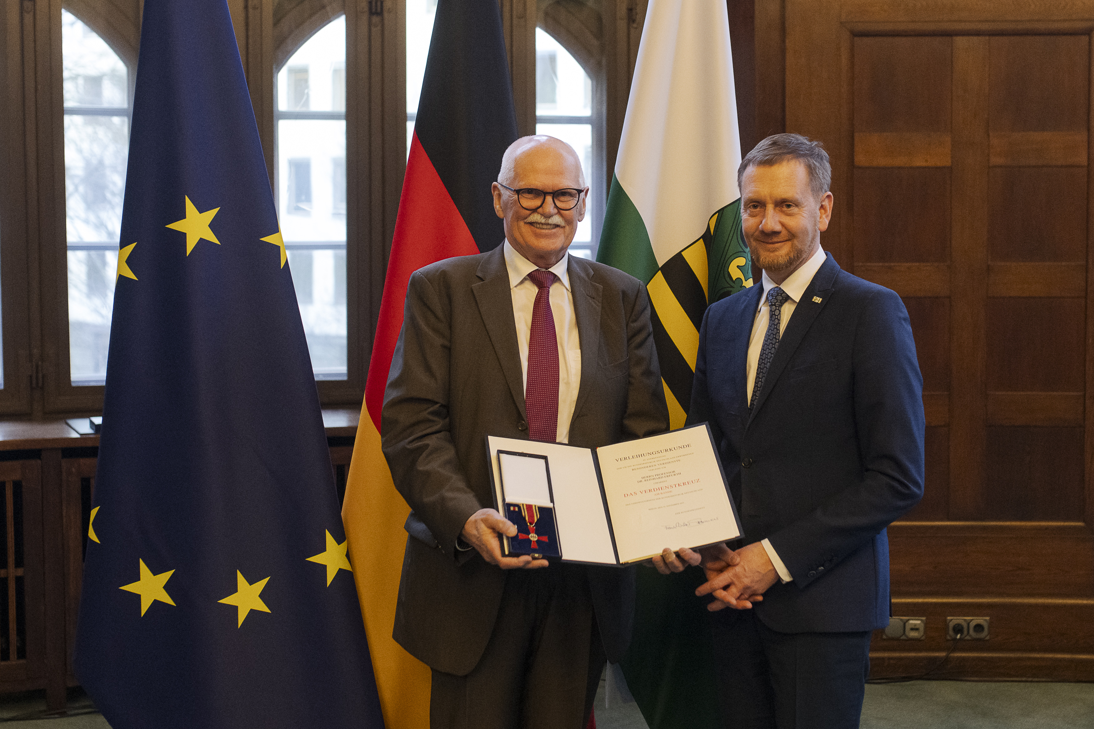 Sächsischer Ministerpräsident Michael Kretschmer und Prof. Erfurth