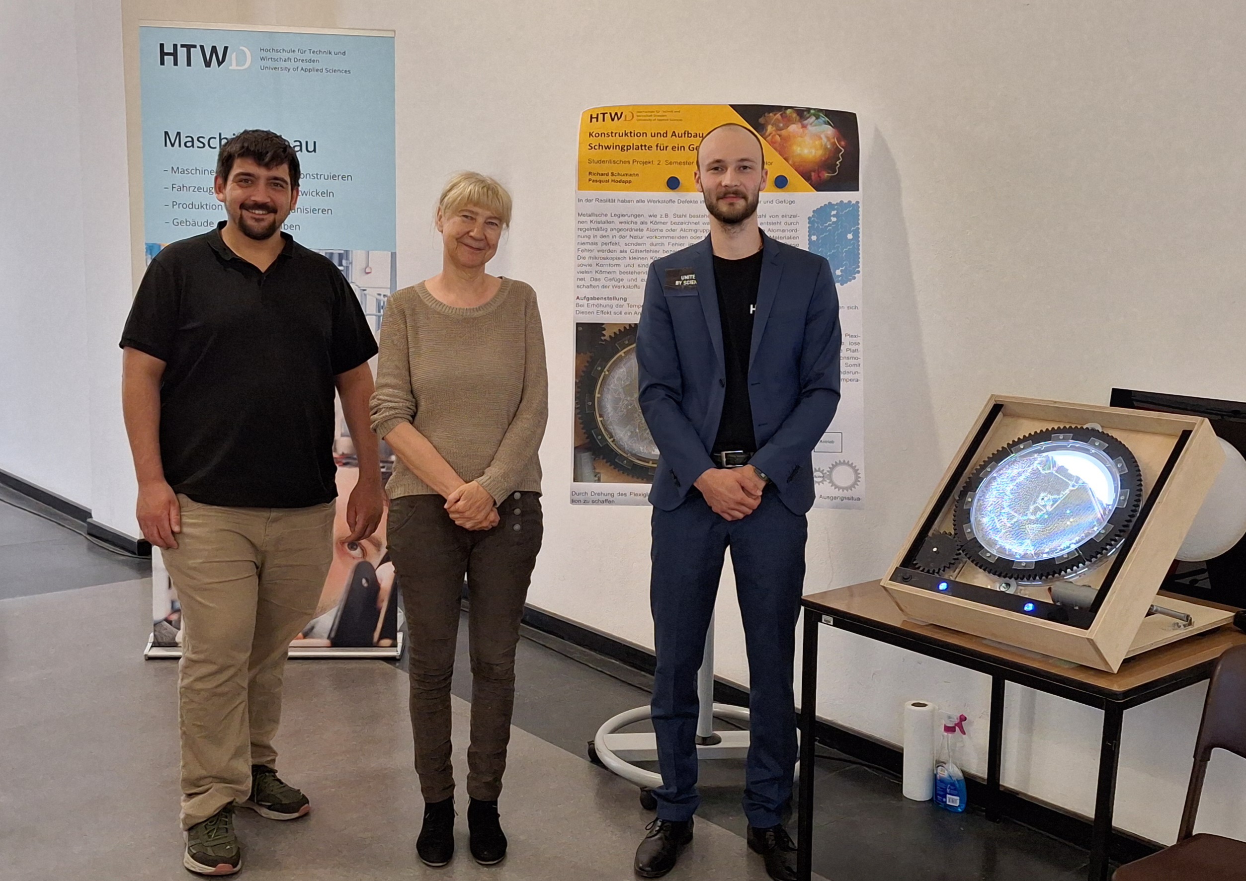 Auf der diesjährigen LndW präsentiert der Fahrzeugtechniker sein im Interview beschriebenes Projekt "Konstruktion einer Schwingplatte für ein Strukturmodell".