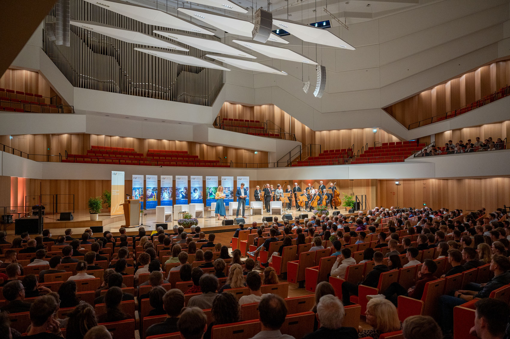 Immafeier-Blick in den Saal