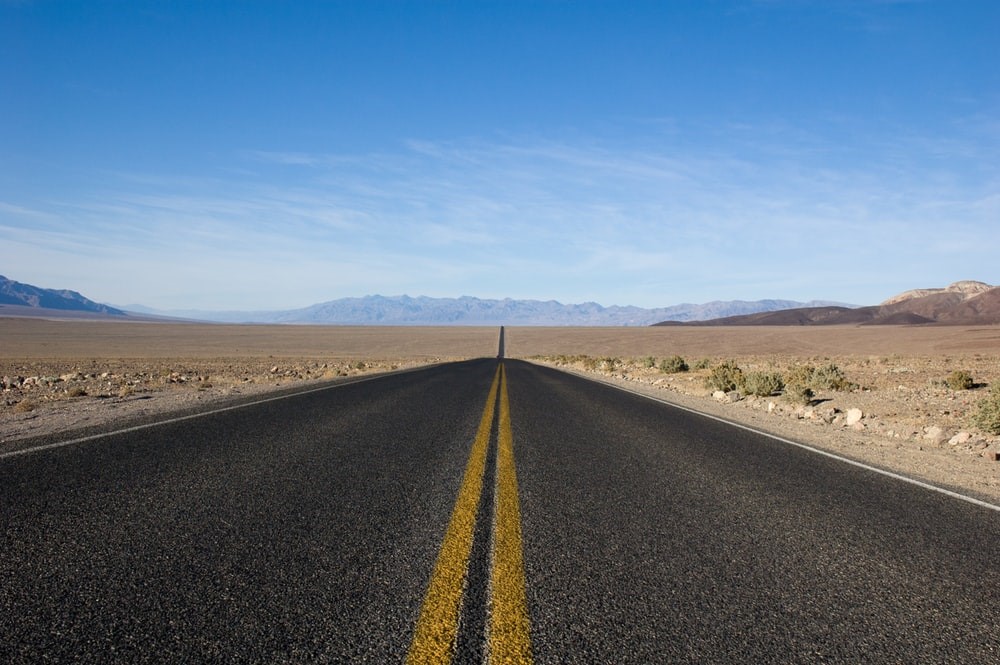 [Translate to English:] Straße und Horizont