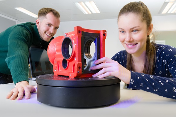 Maschinenbaustudierende