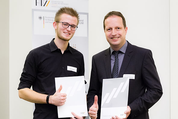 Förderer und Stipendiat CIDEON