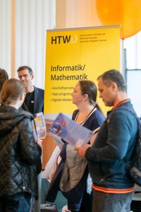 Informationsstände der Fakultäten