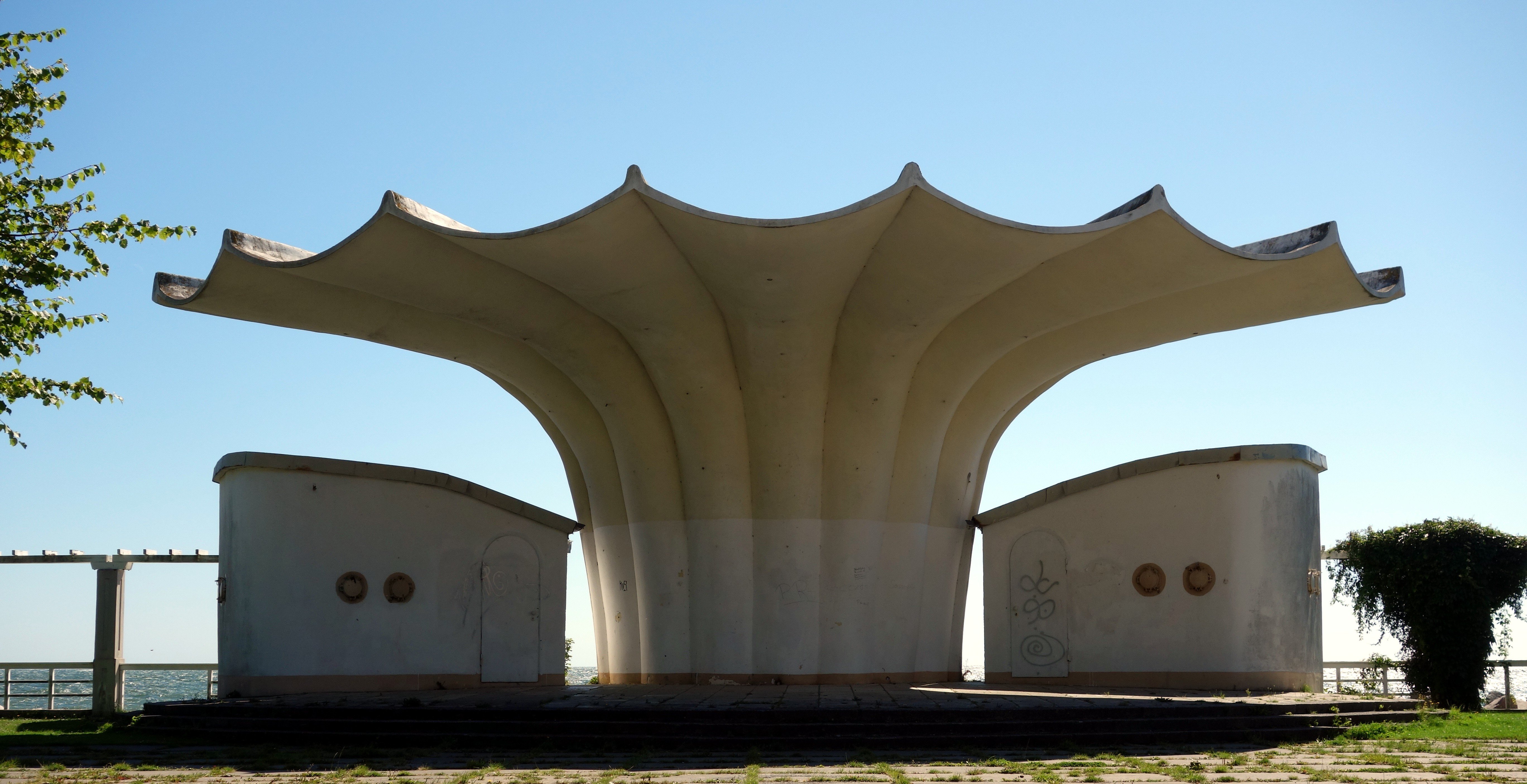 Musikpavillon »Kurmuschel« Sassnitz