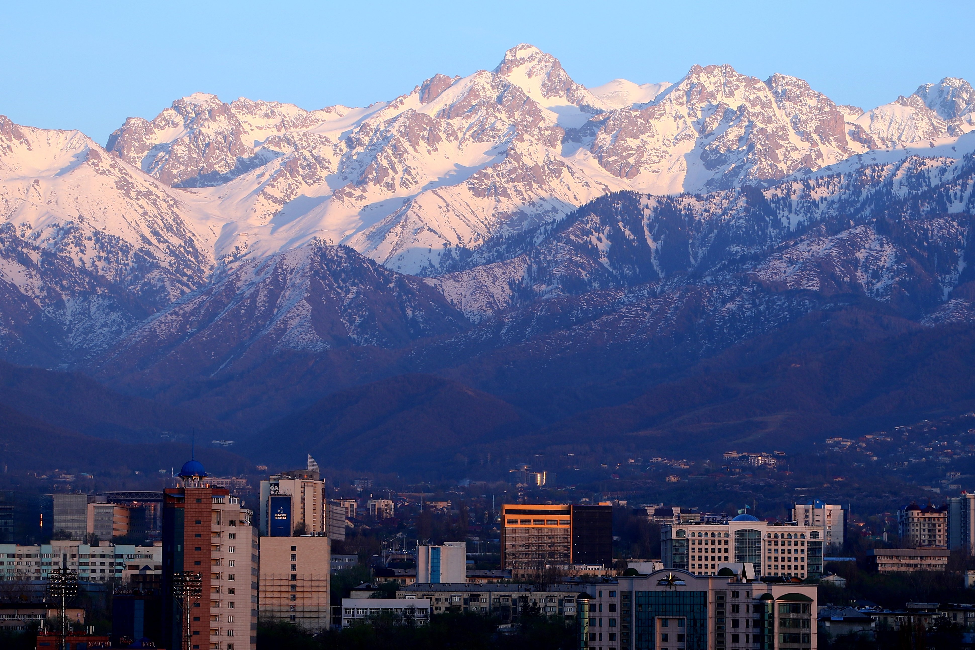 Sicht auf das Tian-Shan-Gebirge
