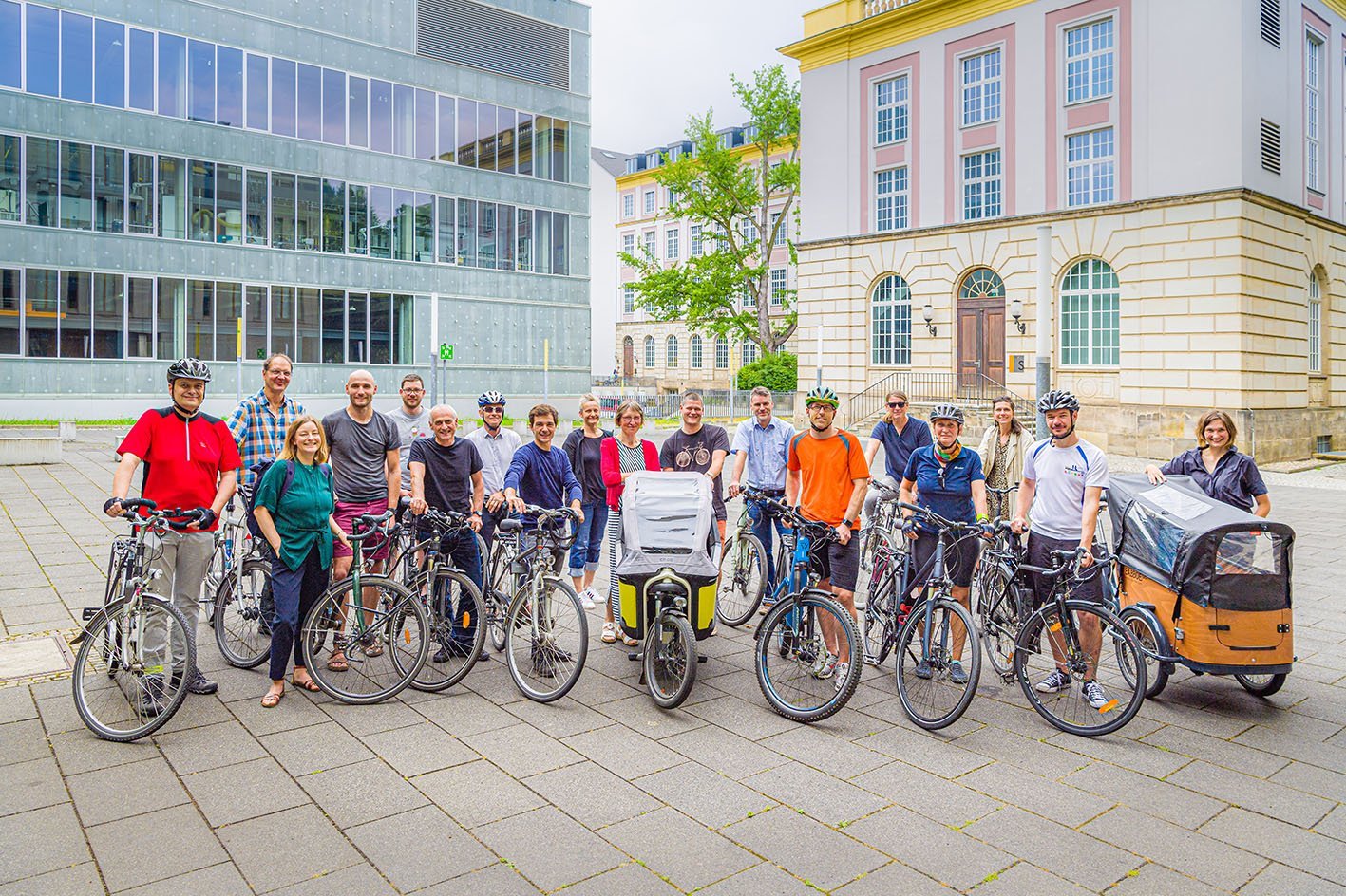Radlerteam HTW Dresden auf dem Campus