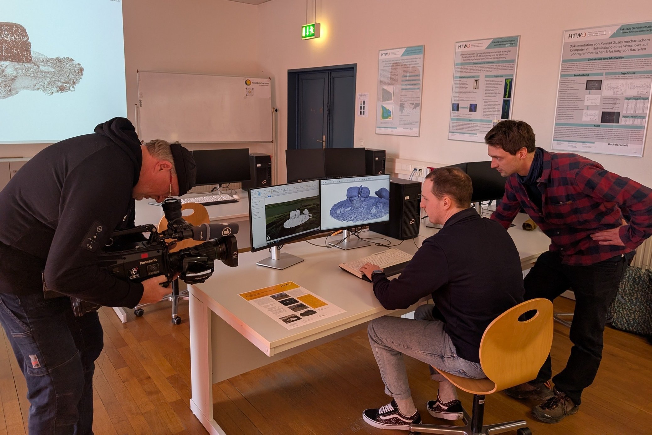 Kamerateam des MDR im Labor für Photogrammetrie und Fernerkundung