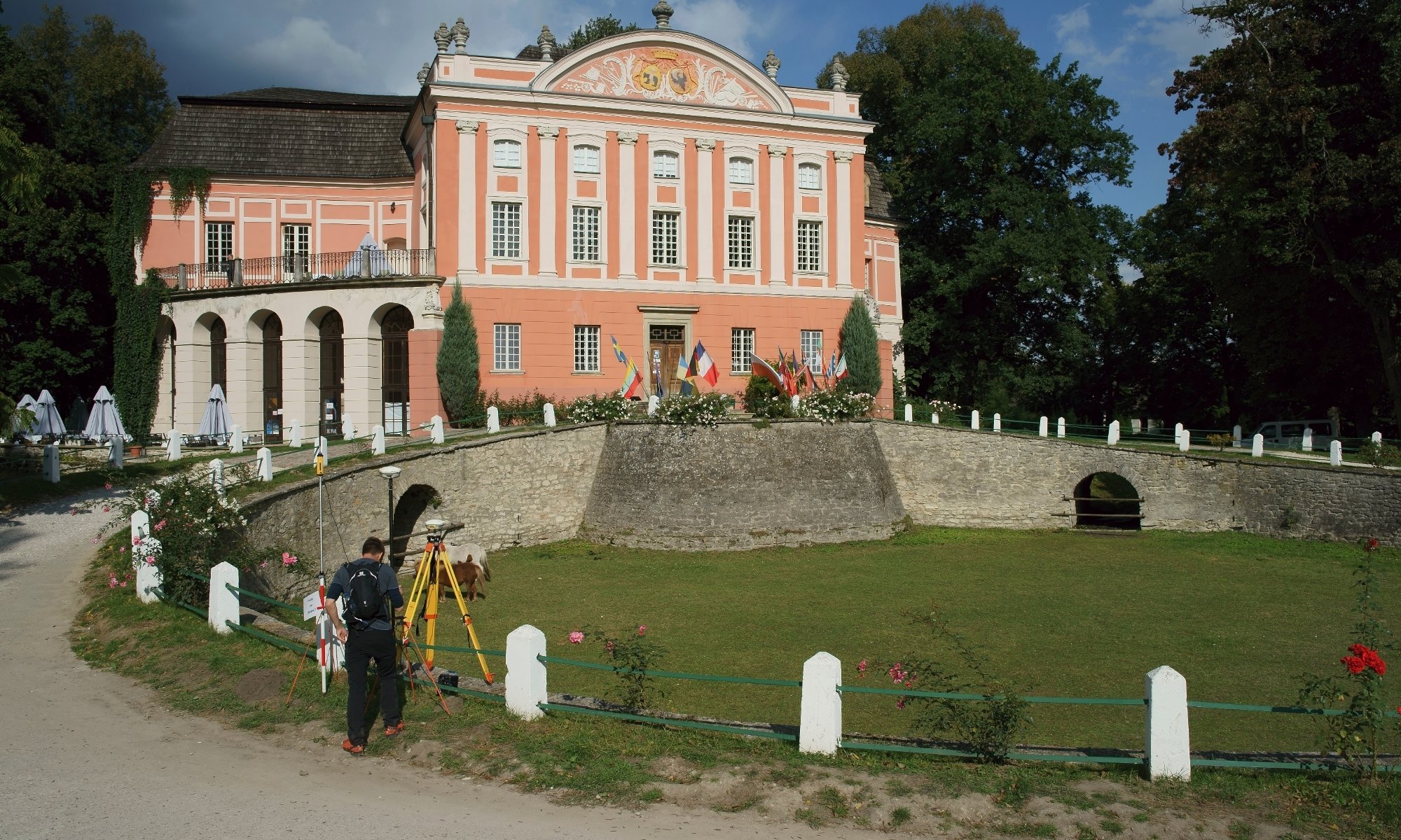 GNSS-Vermessung am Schloss