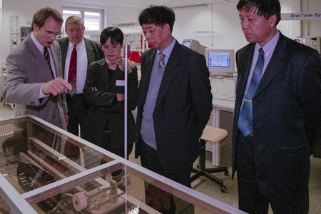 Besuch einer Delegation der Zhejiang Universität China 1999