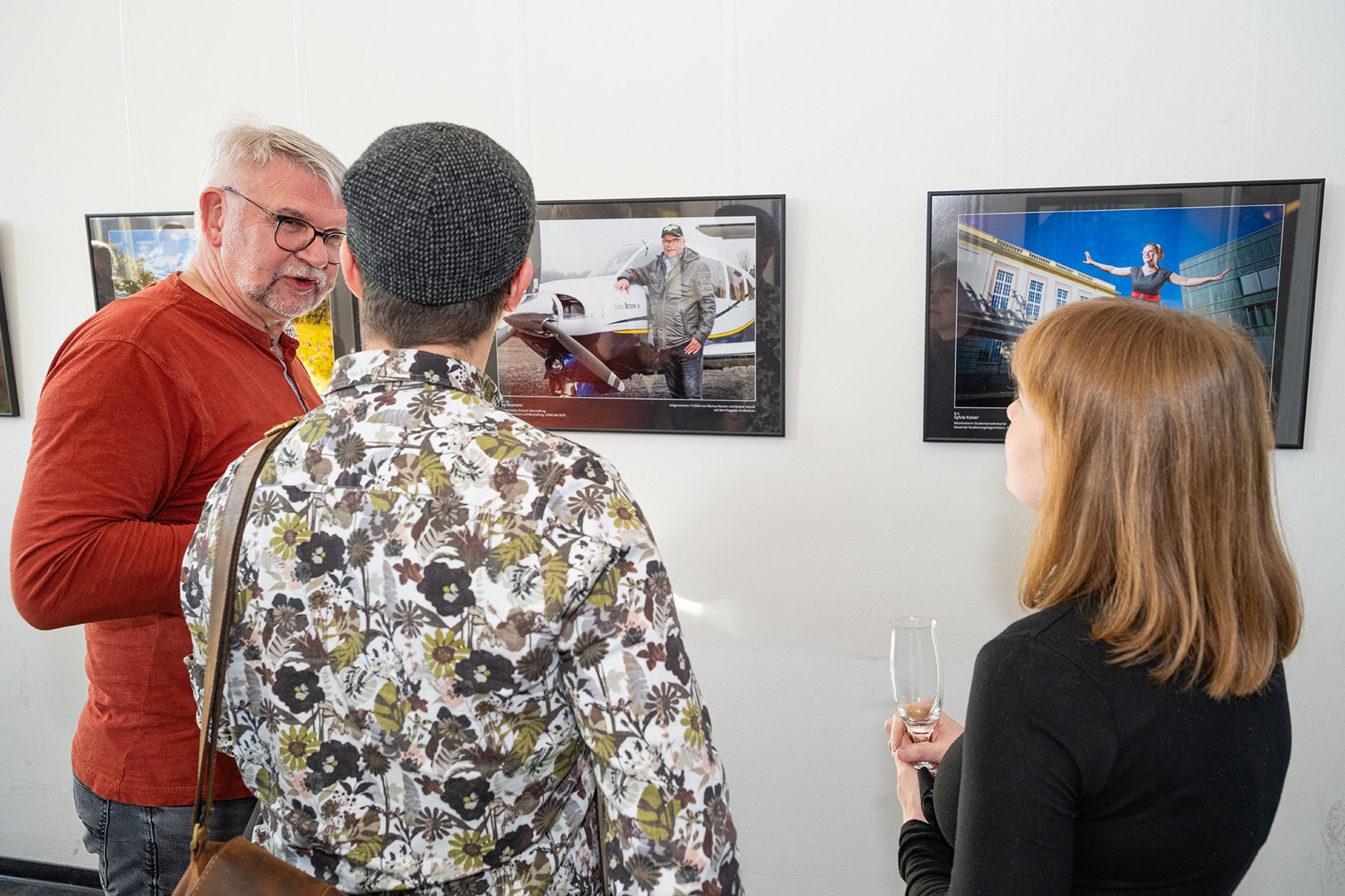 Gäste der Fotoausstellung