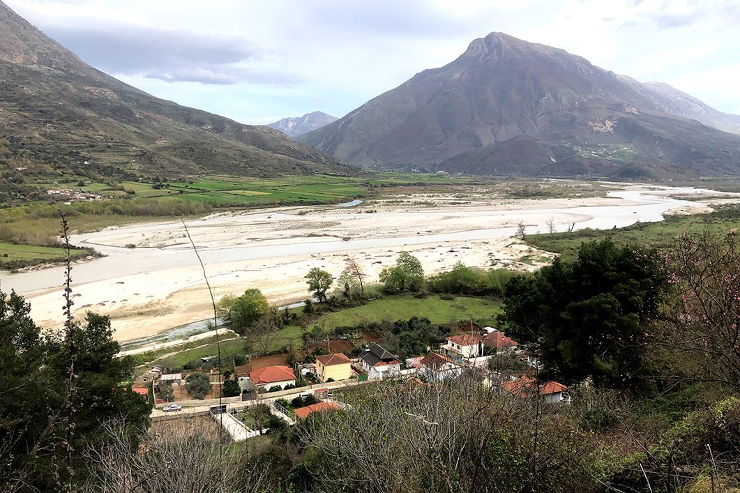 Blick auf das Vjosa-Tal