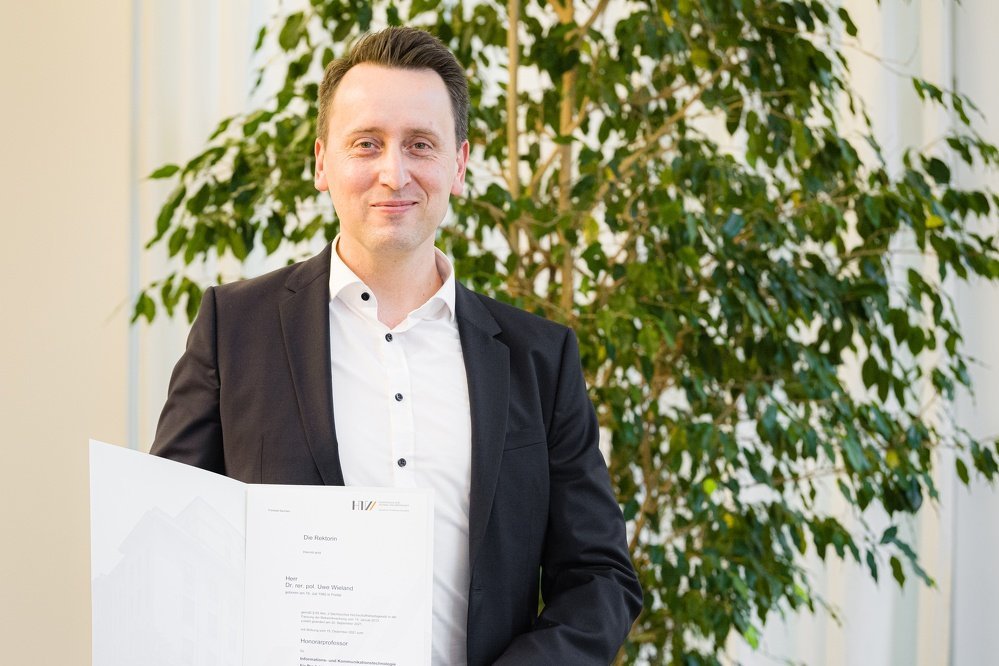 Prof. Dr. Uwe Wieland