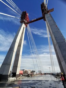 Pylon der Strombrücke