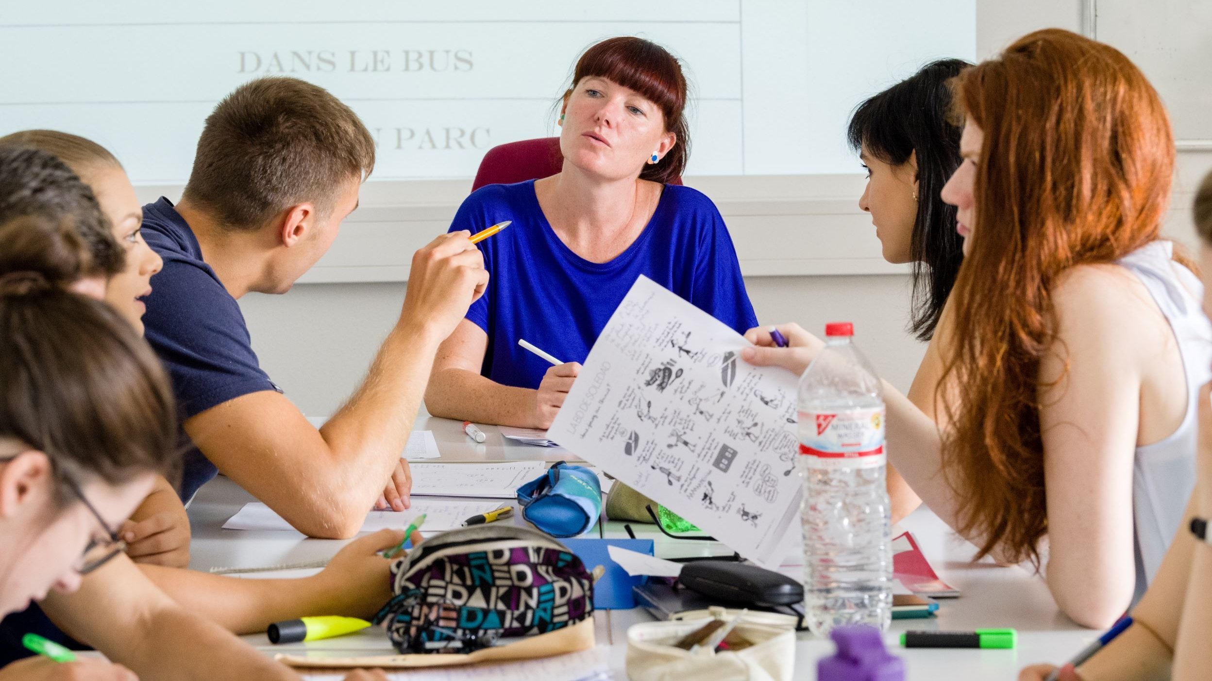 Interdisziplinäre Gruppenarbeit in der Fakultät Wirtschaftswissenschaften